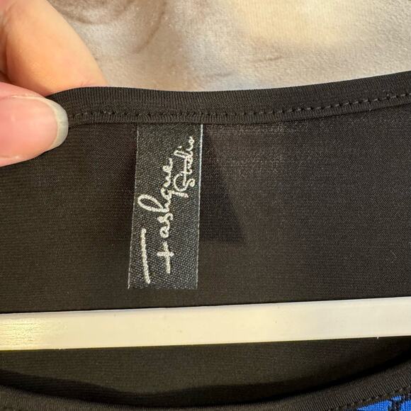 Fashque Studio Black & Blue Long Sleeve Crew Neck Top Size XL - Picture 5 of 5